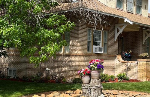 Bynum Bed & Breakfast | The Coffey House