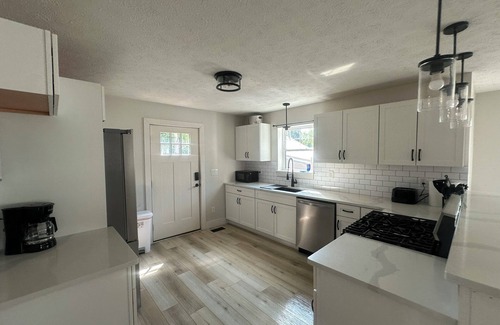 Brockport House | The College Town Cottage