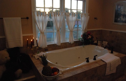 Athens Bed & Breakfast | The Colonels B&B and Inn