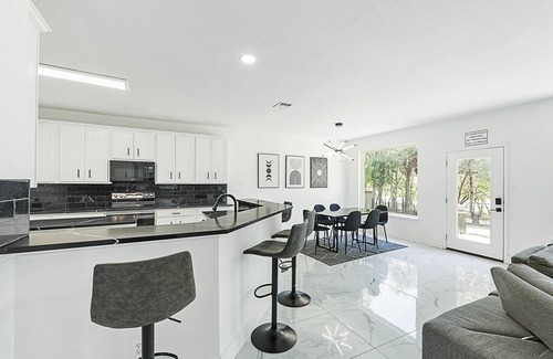 The Colony House | The Colony Overlook: 4-Bedroom Grandeur