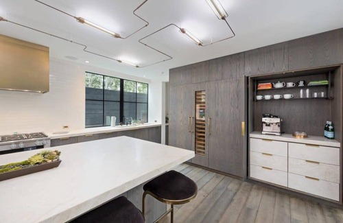 Eastern Malibu House | The Colony Reserve by Stay Awhile Villas