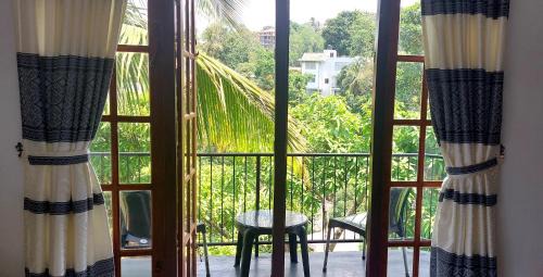 Primrose House | The Comfort