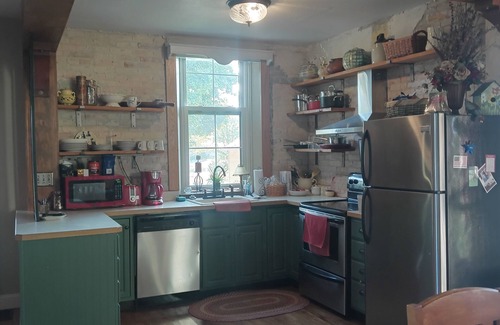 Palmyra House | The Comfort Schoolhouse, Est 1872