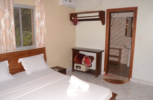 Kribi Hotel | The Comfort Standard Room at Gîtes de Kribi Hotel