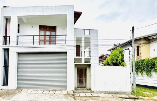 Panadura Bed & Breakfast | The Comfort Villa