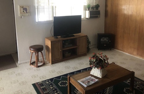 Tyrone Apartment | The Comfortable And Economical choice For Business Or Pleasure!