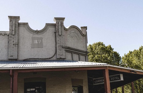 Millthorpe Hotel | The Commercial Quarters - Room 4-has air conditioning, free WIFI, TV and fridge