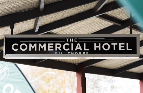 Millthorpe Hotel | The Commercial Quarters - Room 4-has air conditioning, free WIFI, TV and fridge