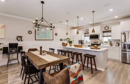 Ono Island House | The Commodore's Son |Perfect Couples Retreat |Stay in Style at Lost Key |Beach Club |Pools |Spa|Golf