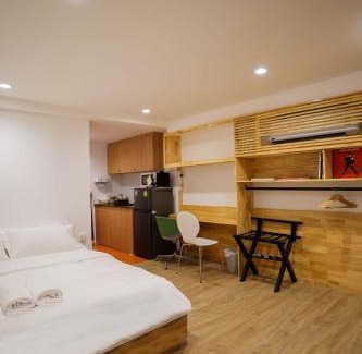 Phahonyothin Apartment | The companions house
