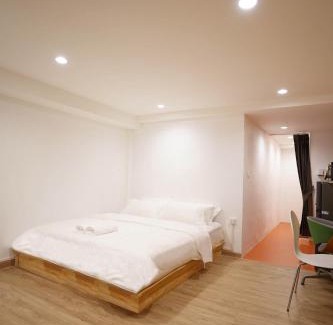 Phahonyothin Apartment | The companions house