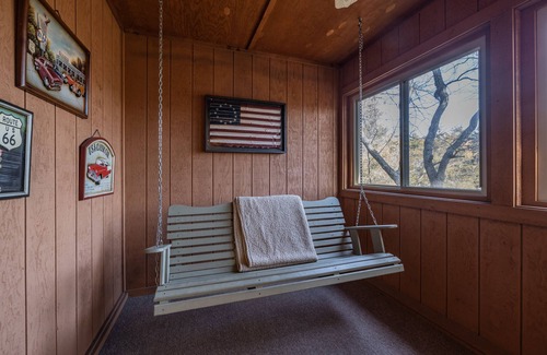 Branson Theater District Cabin | "The Constitution" Luxury Cabin at Branson Woods Resort