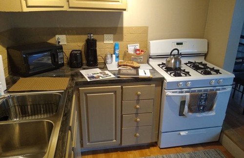 Gandeeville House | The convenient and comfy home
