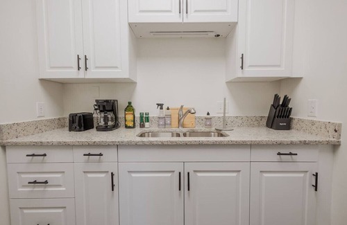 Martinsburg Apartment | The Cool Cave- 2 bedroom apartment