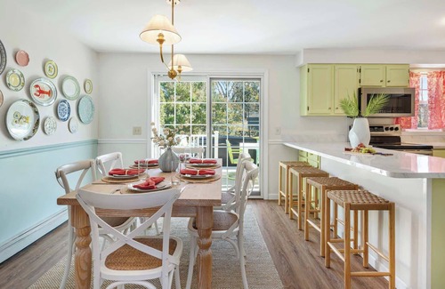 Newport East House | The Coral Rose Cottage