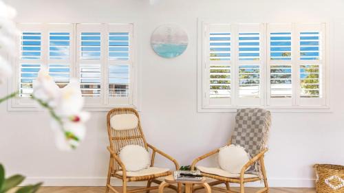 Booker Bay House | The Corner Beachie - Booker Bay