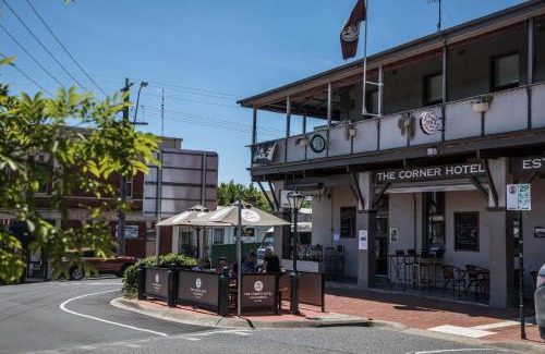 Alexandra Hotel | The Corner Hotel Alexandra