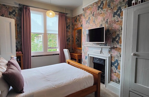 Lowestoft Bed & Breakfast | The Corner House