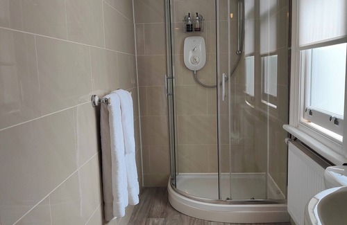 Lowestoft Bed & Breakfast | The Corner House