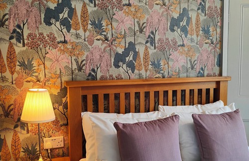 Lowestoft Bed & Breakfast | The Corner House