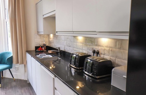 Scarborough Cottage | The Corner House