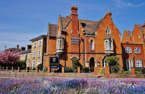 Taunton Hotel | The Corner House Hotel