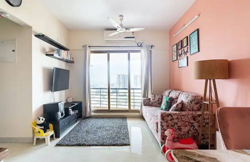 Mumbai Apartment | The Cosmopolitan - Chembur Spacious 610 Sq Ft