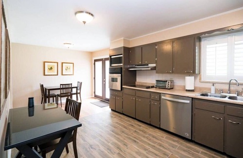 Castlewood House | The Costilla Connection/Denver Tech Center