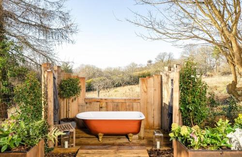 Wraxall House | The Cosy Cabin