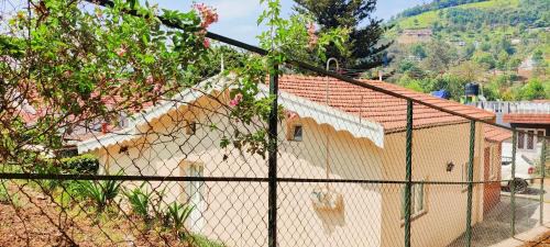 Coonoor House | The Cosy Cottage