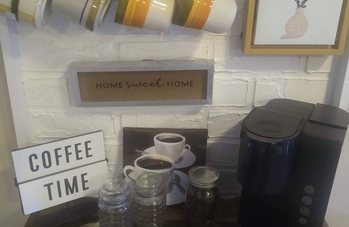Gandeeville House | The Cosy, modern home for your entire family