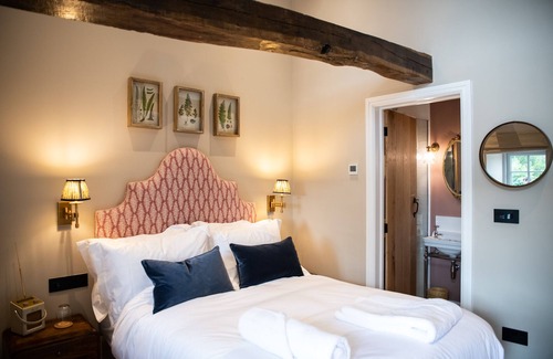 Chard Hotel | The Cotley Inn