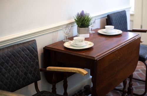 New Market Cottage | The Cottage - an historic 100 year old building (perfect Get-A-Way)