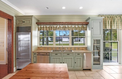 Lake Charles House | The Cottage at Big lake