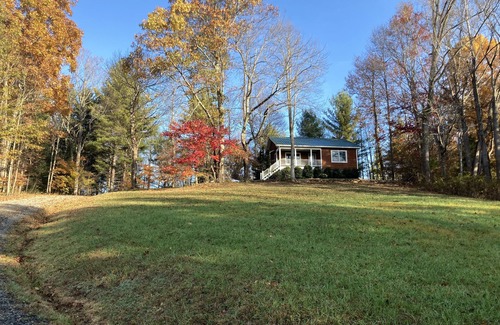 Laurel Springs House | The Cottage at Cranberry Creek
