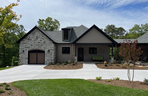 Tellico Village Cottage | The Cottage at Casa del Arbol (Tellico Village)