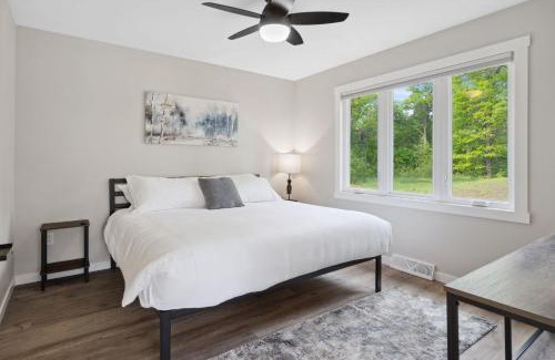 Sauk Rapids House | The Cottage at Enchanted Pines