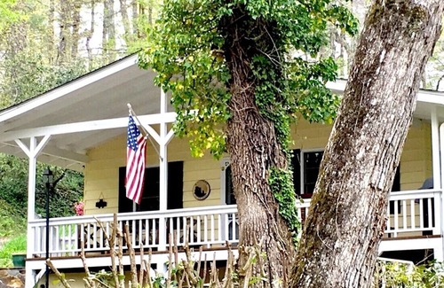 Lake Sequoyah Cabin | The Cottage at Lake Sequoyah- It's cooler by the water