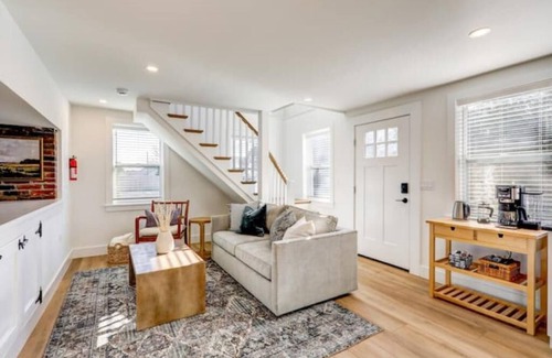 Witmer Cottage | The Cottage at Legacy Manor