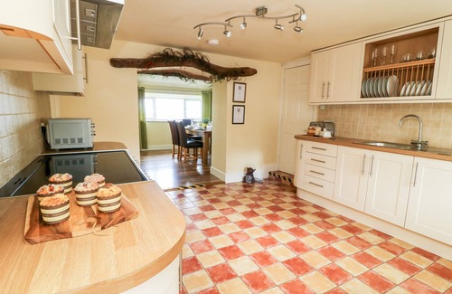 Ripley Cottage | THE COTTAGE AT NIDDERDALE, family friendly in Harrogate