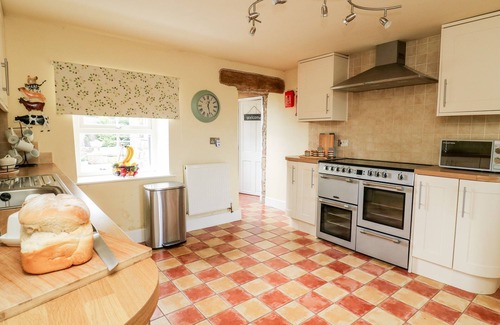 Ripley Cottage | THE COTTAGE AT NIDDERDALE, family friendly in Harrogate