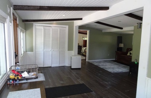 Howard Cottage | The Cottage at River's Bend