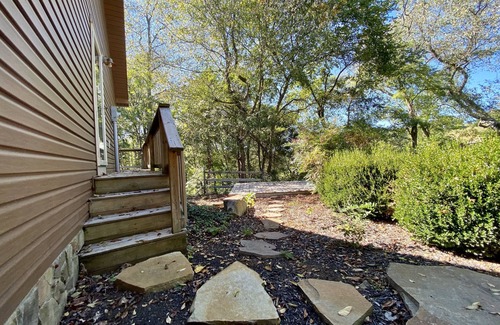 Damascus House | The Cottage at Willow Tree Retreat Damascus, Va