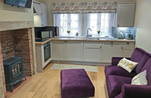 Consett House | The Cottage At Wood House - Uk30258