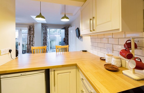 Hurstbourne Tarrant House | The Cottage -Bungalow Ensuite + Patio