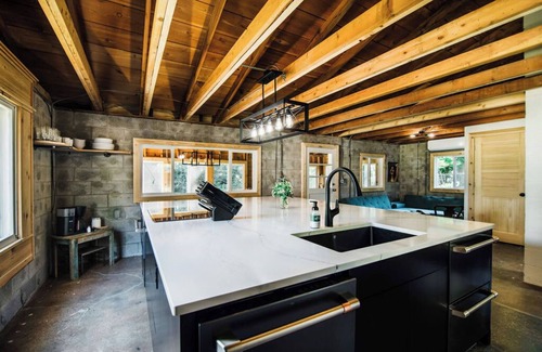 Bellaire House | The Cottage by Wanderlust Abodes
