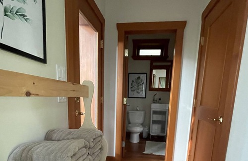 Salt Spring Island Apartment | The Cottage