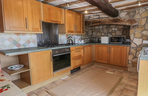 Trevor Cottage | THE COTTAGE, character holiday cottage, with a garden in Llangollen