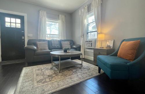 Martinez Park House | The Cottage! Chic Bungalow near Old Town Square!