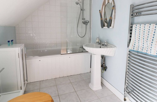 Staxton Cottage | THE COTTAGE, family friendly, character holiday cottage in Staxton